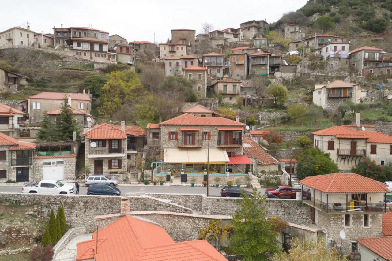Apartamento Sophia'S Stone House Dimitsana Exterior foto