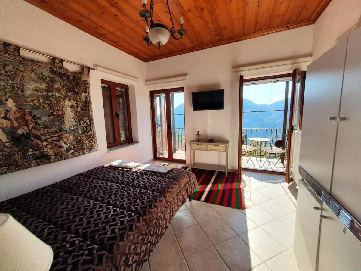 Apartamento Sophia'S Stone House Dimitsana Exterior foto